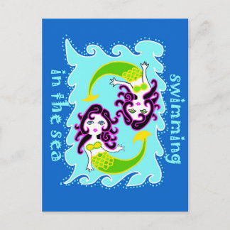 Kleine zeemeerminnen zwemmen in het Zee Briefkaart