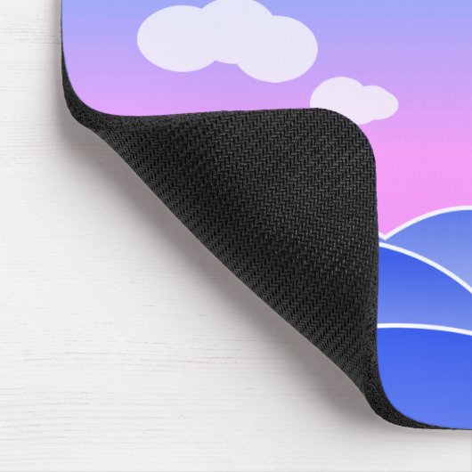 Kleine zeilboot in de oceaanklas speelse zeebaars muismat (Hoek)