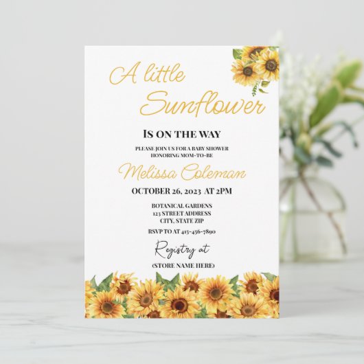 Kleine zonnebloem is op weg naar het Baby shower Kaart (Staand voorkant)