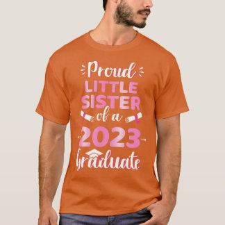 Kleine zusje van een 2023 senior afstuderen t-shirt