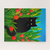 Kleine zwarte kat in een tulpentuin legpuzzel (Horizontaal)