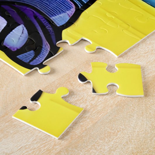 Kleine zwarte lab-paprika, zoals design legpuzzel (Zijkant)