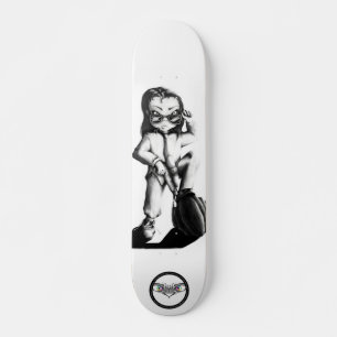 Kleine zwarte zwarte en witte kind persoonlijk skateboard