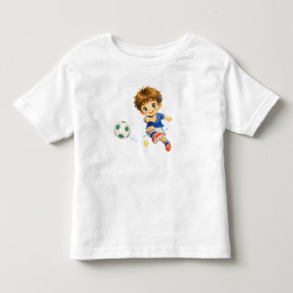 Kleiner Fußballer beim Schuss aufs Tor Kinder Shirts