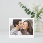 Kleinere foto van het Ondermaatse huwelijk Eenvoud Aankondigingskaart (Staand voorkant)