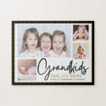 Kleinkinderen maken het leven Grootouders 4 Foto Legpuzzel<br><div class="desc">Een modern fotocollage cadeau voor grootouders met een sentimenteel citaat: "Grootkinderen maken het leven groots".Personaliseer je met 4 afbeeldingen en kleinkinderen namen om er een gedenkwaardig geschenk van te maken voor moederdag,  grootouders's dag,  kerst en verjaardag..</div>