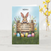 Kleinzoon Bunny in gras met paaseieren Kaart (Gele Bloem)