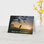 Kleinzoon Gefeliciteerd Vaderdag met Golfer Kaart (Gele Bloem)