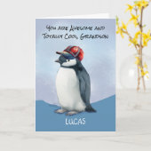 Kleinzoon Verjaardag Pinguïn in Baseball Hat Kaart (Gele Bloem)