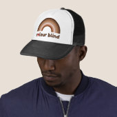 Kleur blind liefde regenboog trucker pet (In situ)