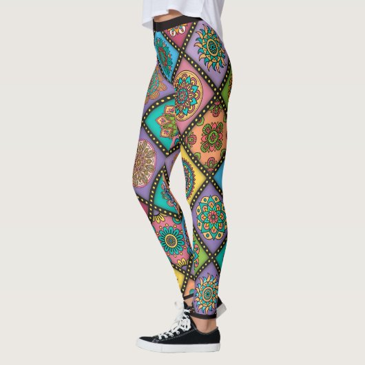 Kleur Crazy Mandala Quilt Bee Leggings (Links)