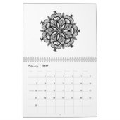 Kleur in zwart-wit kaleidoscoop mandala kalender (Feb 2027)