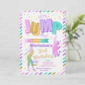 Kleur Retro Springen en Spelen Verjaardag Uitnodig Kaart (Staand voorkant)