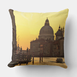 Kleur van de lucht bij zonsopgang bij San Maria De Kussen
