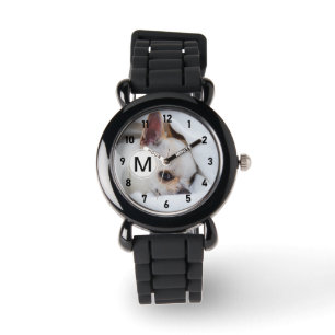 Kleur van de monogram nummers van je hond foto aan horloge