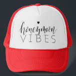 Kleurbewerkbare huwelijksreis met bride pet<br><div class="desc">Kute Personalized honeymoon vibes bride pet voor nieuwe bruid. Als u de kleur van het script "honeymoon vibes" wilt aanpassen: onder "Deze sjabloon personaliseren" selecteert u "Klik om verder aan te passen" en wijzigt u vervolgens de achtergrondkleur zoals u wilt.</div>