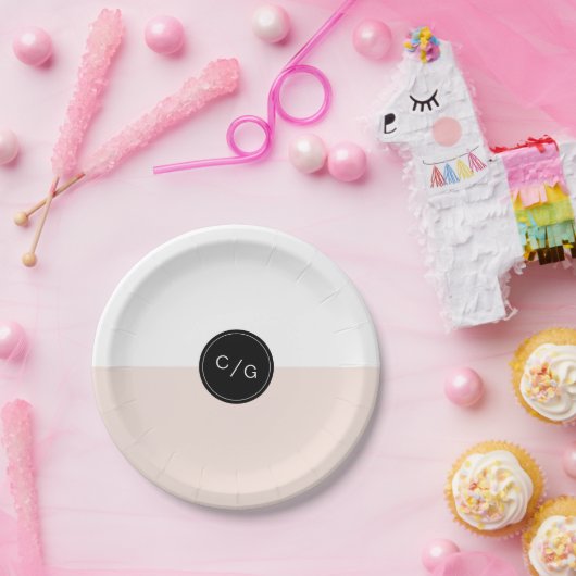 Kleurbewerkbare minimalistische moderne huwelijksm papieren bordje (Feest)