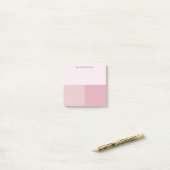 Kleurblok Monogram Roze Pastel Bleek Roze Post-it® Notes (Op bureau)