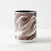 Kleurbruine lange golvende sporen tegen witte acht mok (Midden)