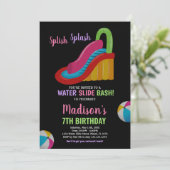 Kleuren Zwart Roze Water Slide Verjaardagsuitnodig Kaart (Staand voorkant)