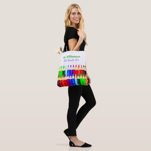 Kleurencils Terug naar de naam van de eigen leraar Tote Bag (Op model)
