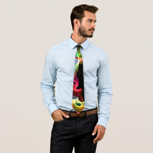 Kleurenwisselaar Abstract op zwarte Stropdas (In situ)