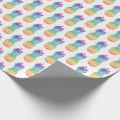 Kleurig ananananassepatroon Birthday Cadeaupapier (Hoek)