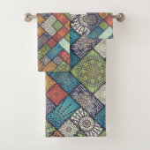 Kleurig diagonaal patroon bad handdoek (Insitu)