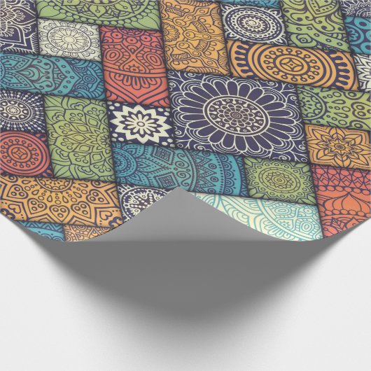 Kleurig diagonaal patroon cadeaupapier (Hoek)