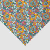 Kleurig floreel patroon tissuepapier (Detail)