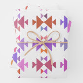 Kleurig gekleurd geometrisch patroon in Paars Inpakpapier Vel (In situ)