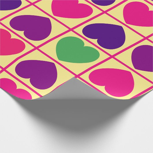 Kleurig hartenpatroon cadeaupapier (Hoek)
