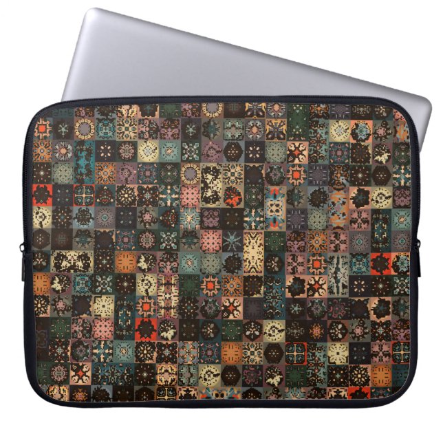 Kleurig  naadloos patroon met florale en laptop sleeve (Voorkant)