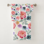 Kleurig waterverf floreel patroon. bad handdoek (Insitu)