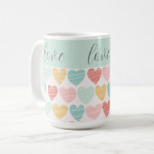 Kleurige mok met liefde en harten (Voorkant links)