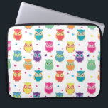 kleurige regenboogstruik Tween Kinder Laptop Sleeve<br><div class="desc">Schattig Kinder en Tiener kleurrijk hoesje van de Rainbow Owl-patroonlaptop. Het  heldere en kleurrijke uil patroon kenmerkt witte achtergrond met multicolored uil en harten. Blauwgroen,  roze,  paarse,  oranje,  gele,  groene rode en blauwe gekleurde uilen. Schattige uil was de cadeautjes voor kinderen en liefhebbende tweens en volwassenen.</div>