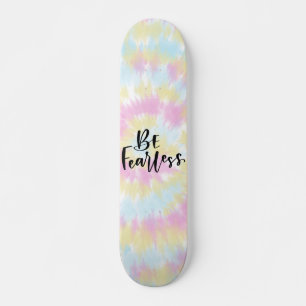 Kleurloze kleurige kleurstof persoonlijk skateboard