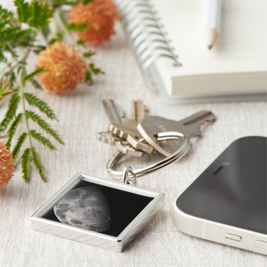 Kleurmozaïek van de maan op aarde sleutelhanger (Zijkant)