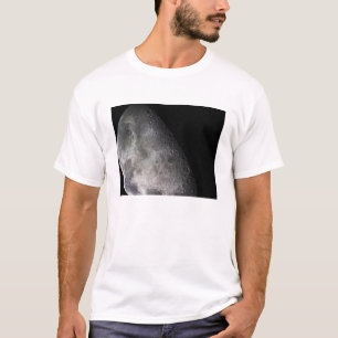 Kleurmozaïek van de maan op aarde t-shirt