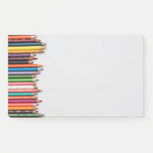Kleurpotloden, verf, meerkleurig artistiek gereeds post-it® notes