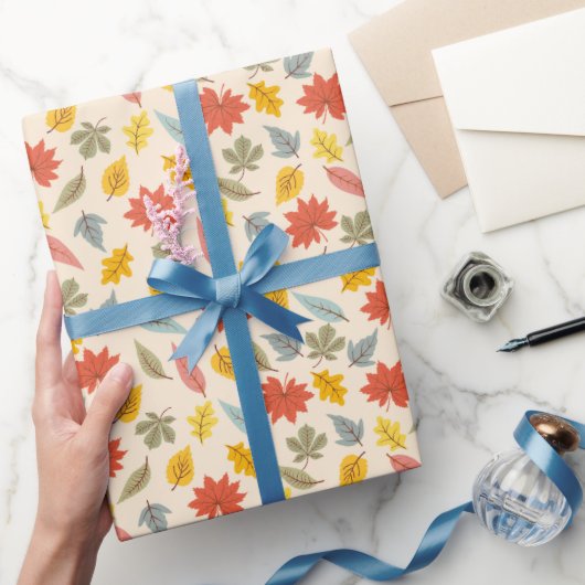 Kleurrijk blad Herfst patroon Cadeaupapier (Geschenken)