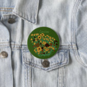 Kleurrijk  bloemenveld + aangepaste naam ronde button 7,6 cm (In situ)