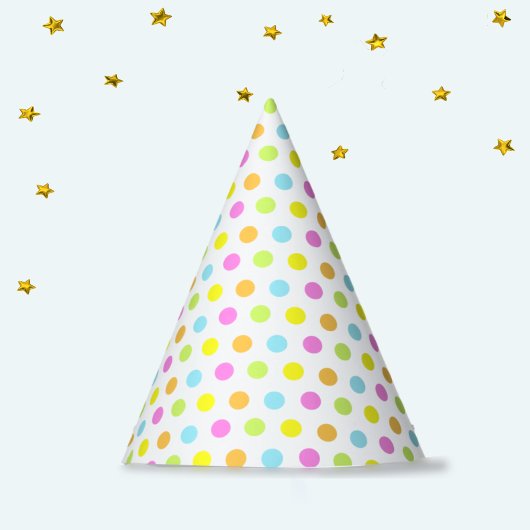 Kleurrijk confetti op wit feesthoedjes