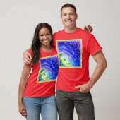 Kleurrijk dansend Oerwoud in de hemel. Bestel nu T-shirt (Unisex)