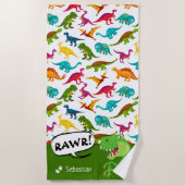 Kleurrijk Dinosaur-patroon met naam T-Rex Green Strandlaken (Voorkant)