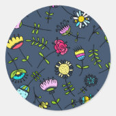 Kleurrijk Doodle Bloempatroon op Donkerblauw Ronde Sticker (Voorkant)
