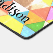 Kleurrijk driehoeksretro geometriepatroon Monogram Bureaumat (Hoek)