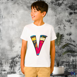 Kleurrijk en Leuk Monogram V Tribal en Doodle T-shirt