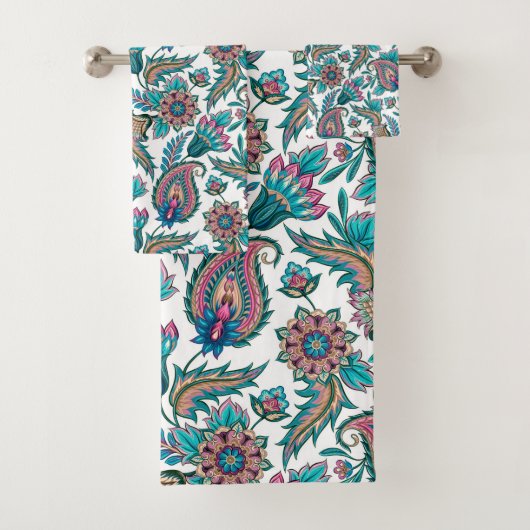 Kleurrijk etnisch paisleypatroon bad handdoek (Insitu)
