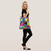 Kleurrijk geabstraheerd tote bag (Op model)